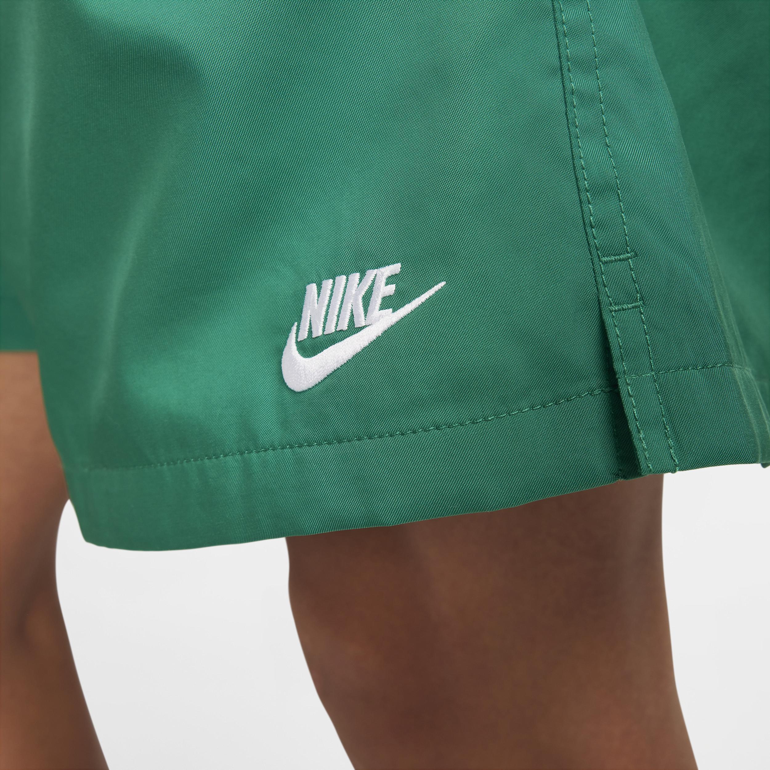 Nike Men's Club Woven Flow Shorts Product Image