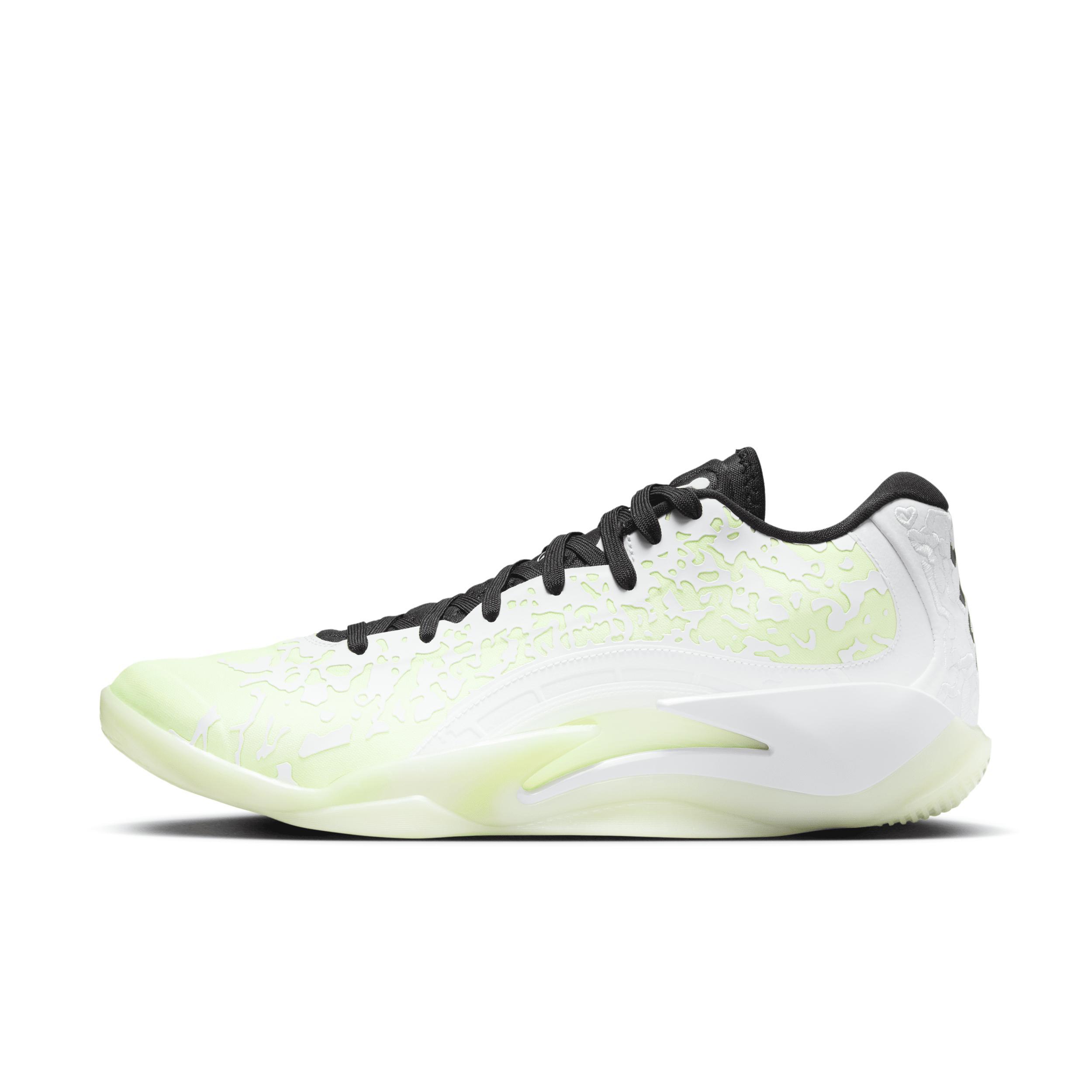 Nike Men's Zion 3 Basketball Shoes Product Image