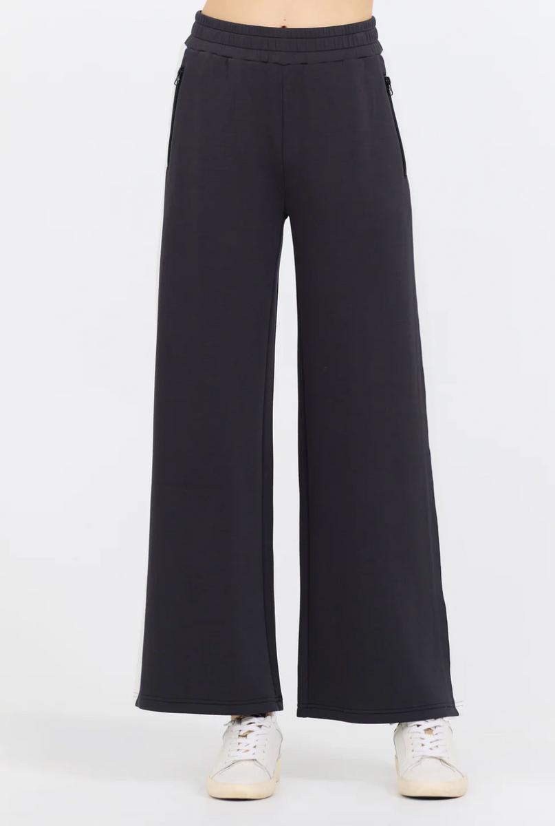 Black Cloud Fleece Flare Pants Product Image