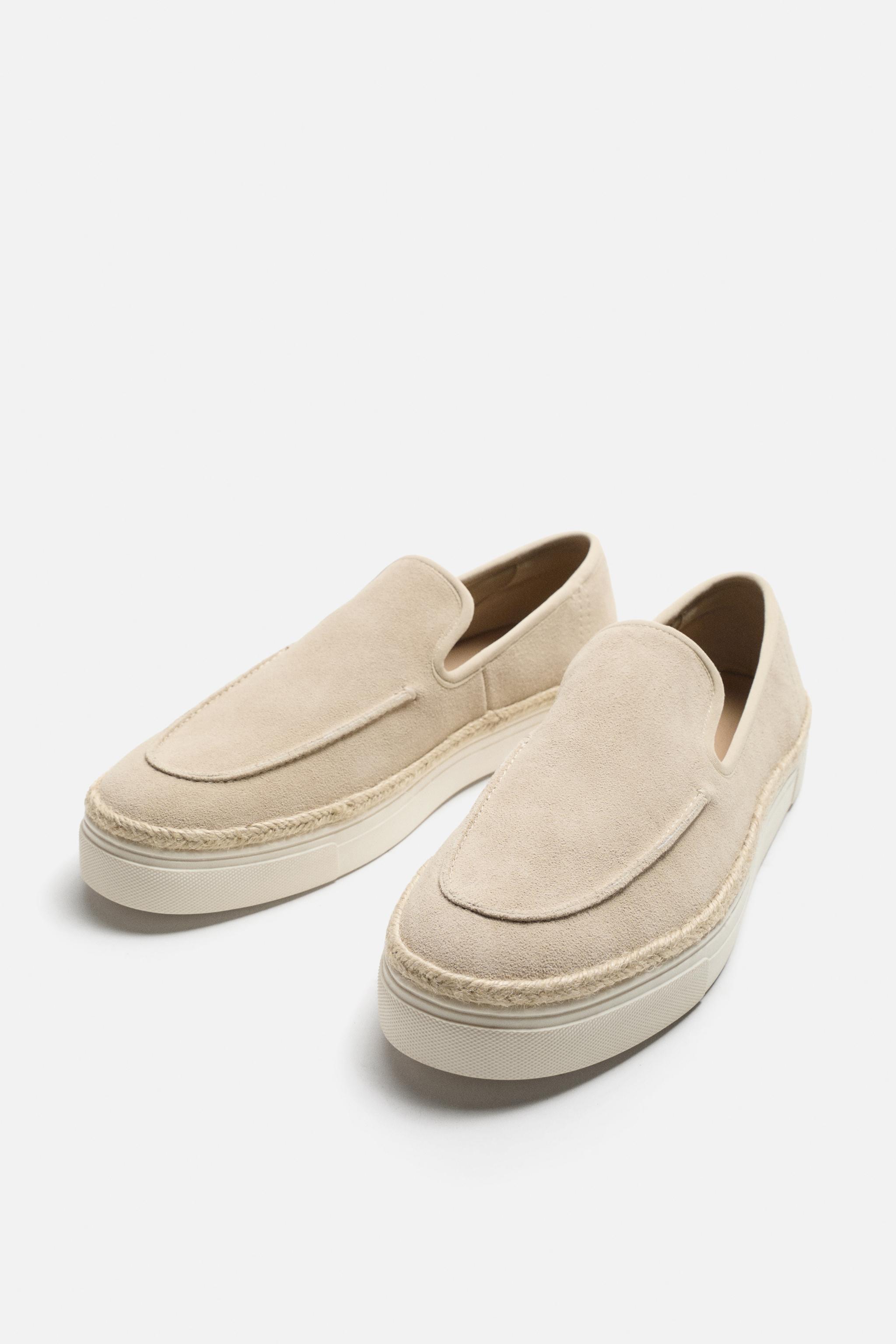 CASUAL LEATHER LOAFERS Product Image