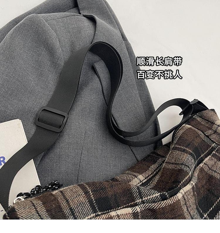 Plaid Tote Bag Product Image