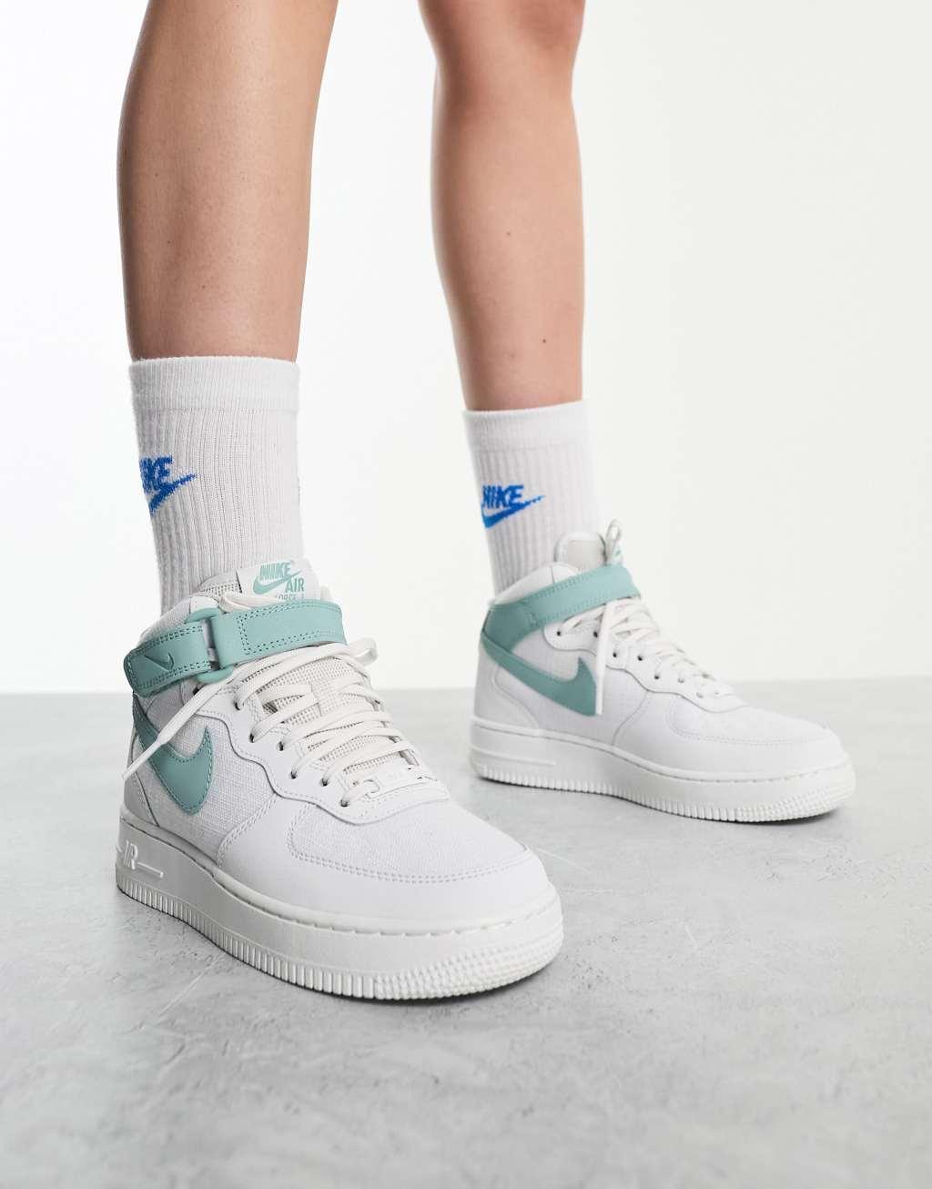 Nike Air Force 1 '07 Mid sneakers in white & green  Product Image