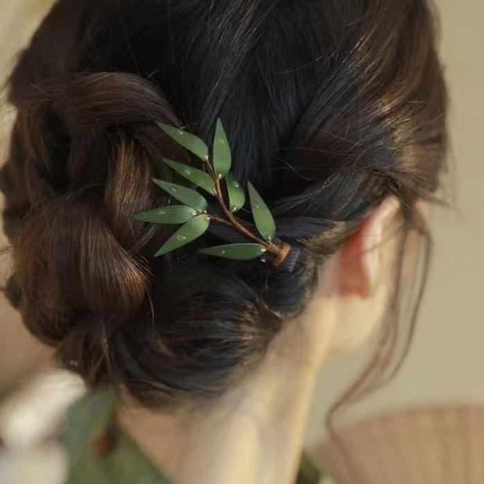 Leaf Hair Clip Product Image