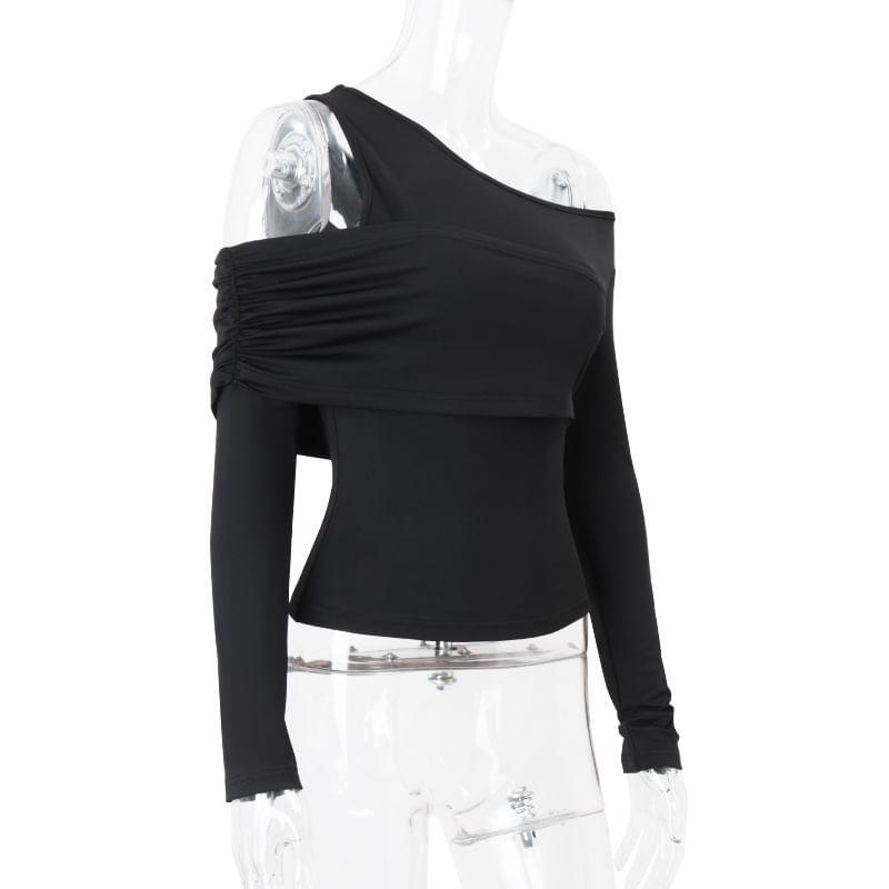 Long-Sleeve Cold-Shoulder Plain Asymmetrical Knit Top Product Image