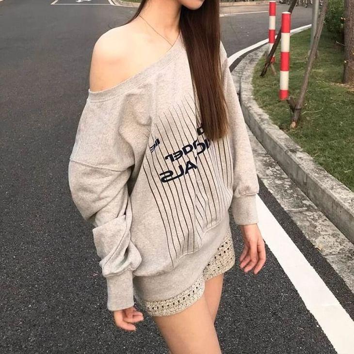 Long Sleeve Cold-Shoulder Lettering Print Loose-Fit Pullover Product Image