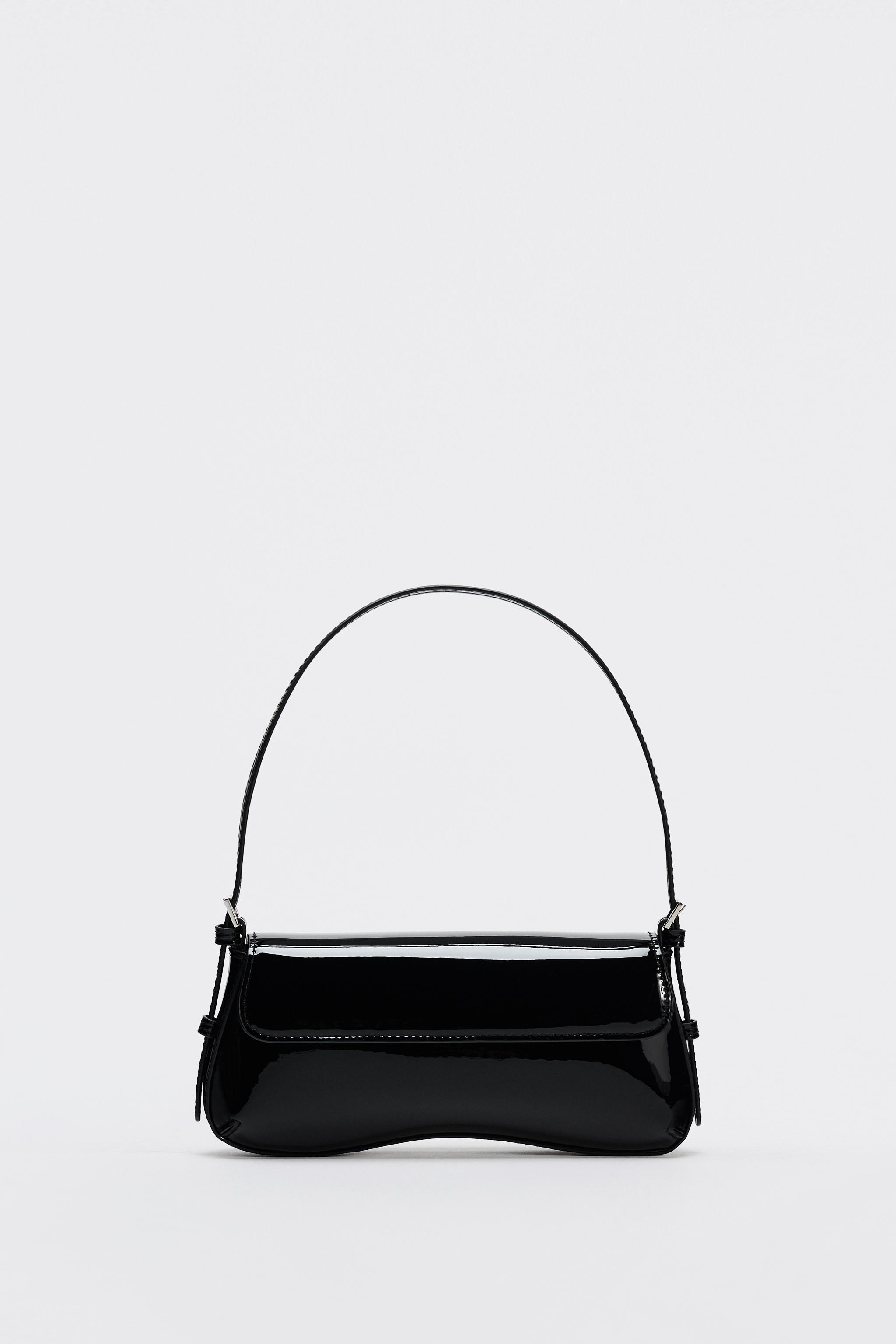 FLAP SHOULDER BAG Product Image