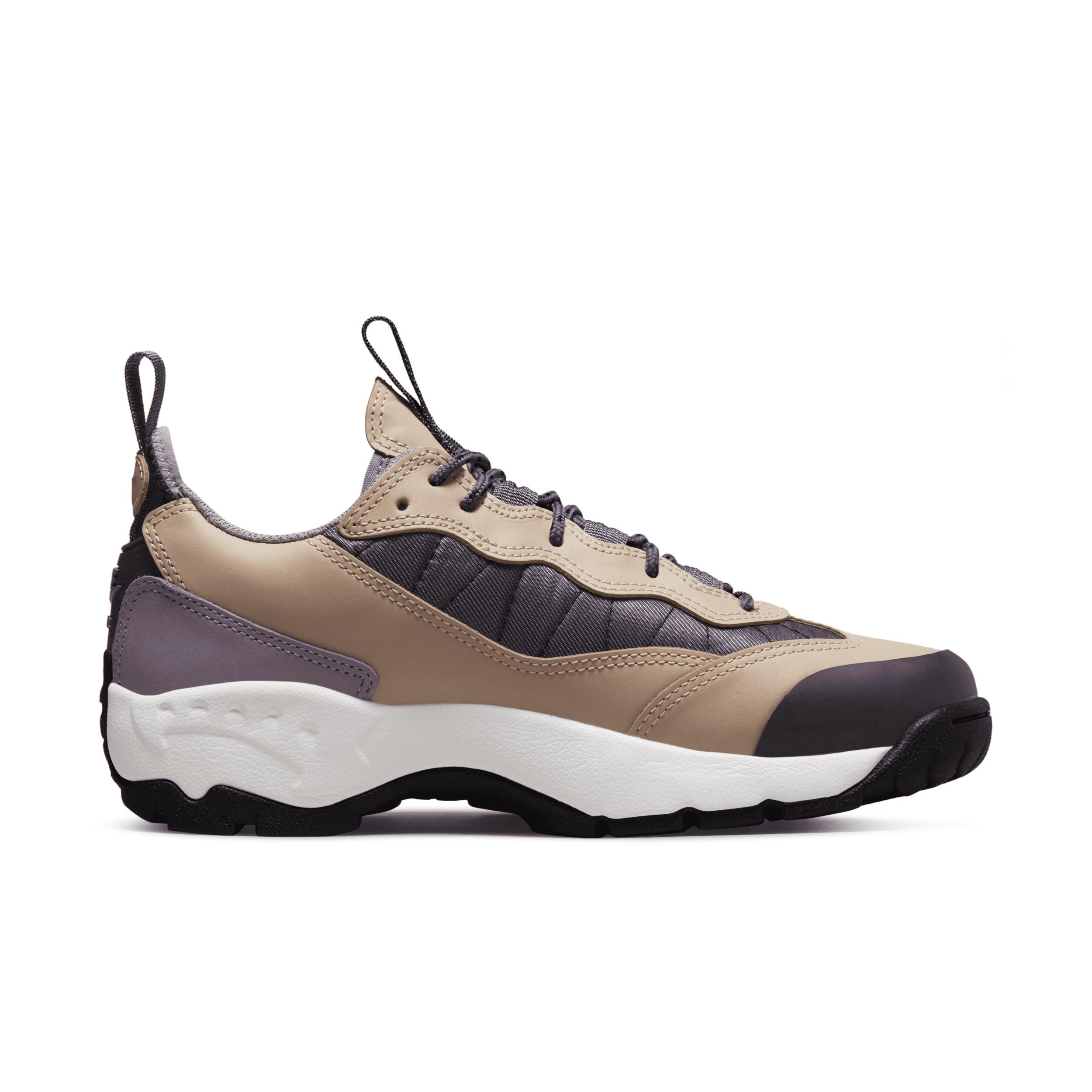 Nike ACG Air Mada Men's Shoes Product Image