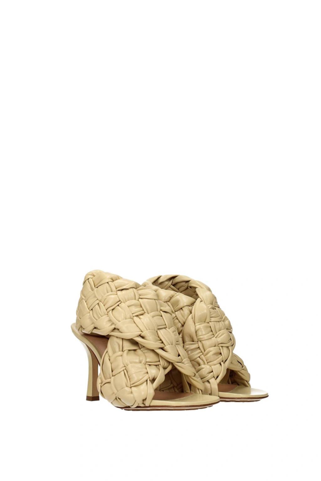 Intrecciato Slingback Sandal In Beige Product Image