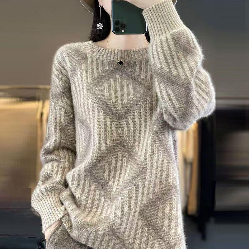 Crew Neck Diamond Jacquard Sweater Product Image