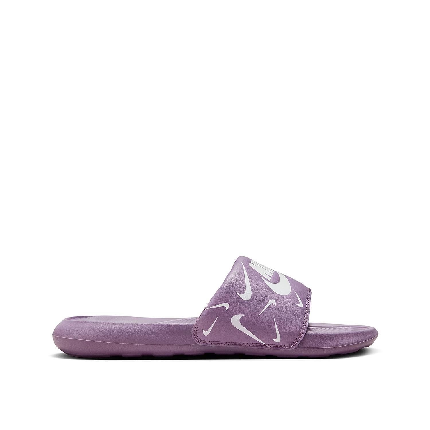 Nike Womens Victori One Slide Sandal Slides Sandals Product Image