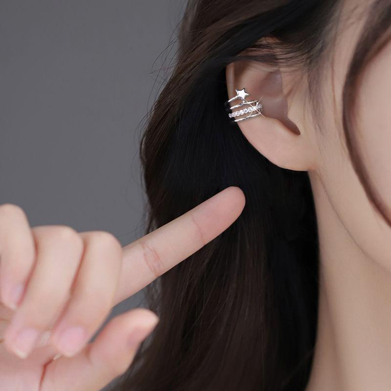 Star Layered Alloy Ear Cuff Product Image