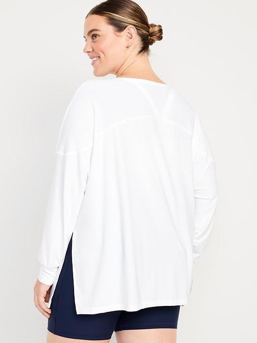 CloudMotion Tunic Product Image