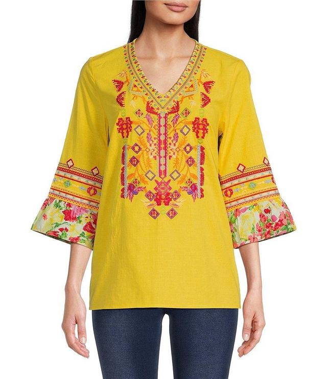 Calessa Petite Size Embroidered V-Neck 3/4 Sleeve Tunic Product Image