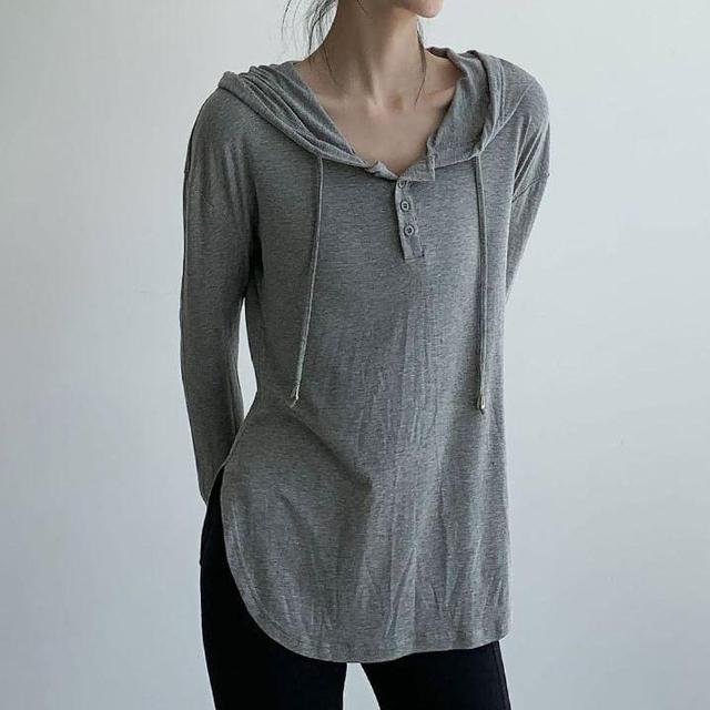 Long-Sleeve Half Buttoned Hooded Plain Sports Top Product Image