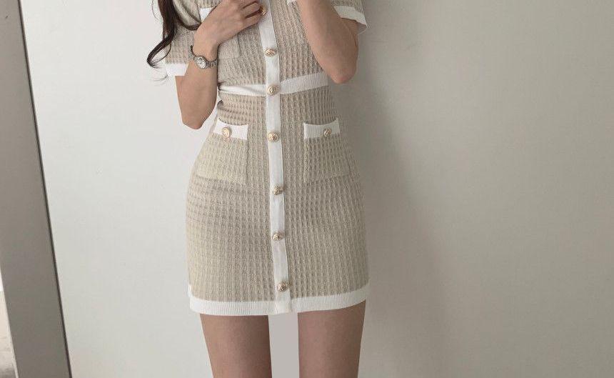 Short-Sleeve Contrast Trim Bodycon Knit Dress Product Image