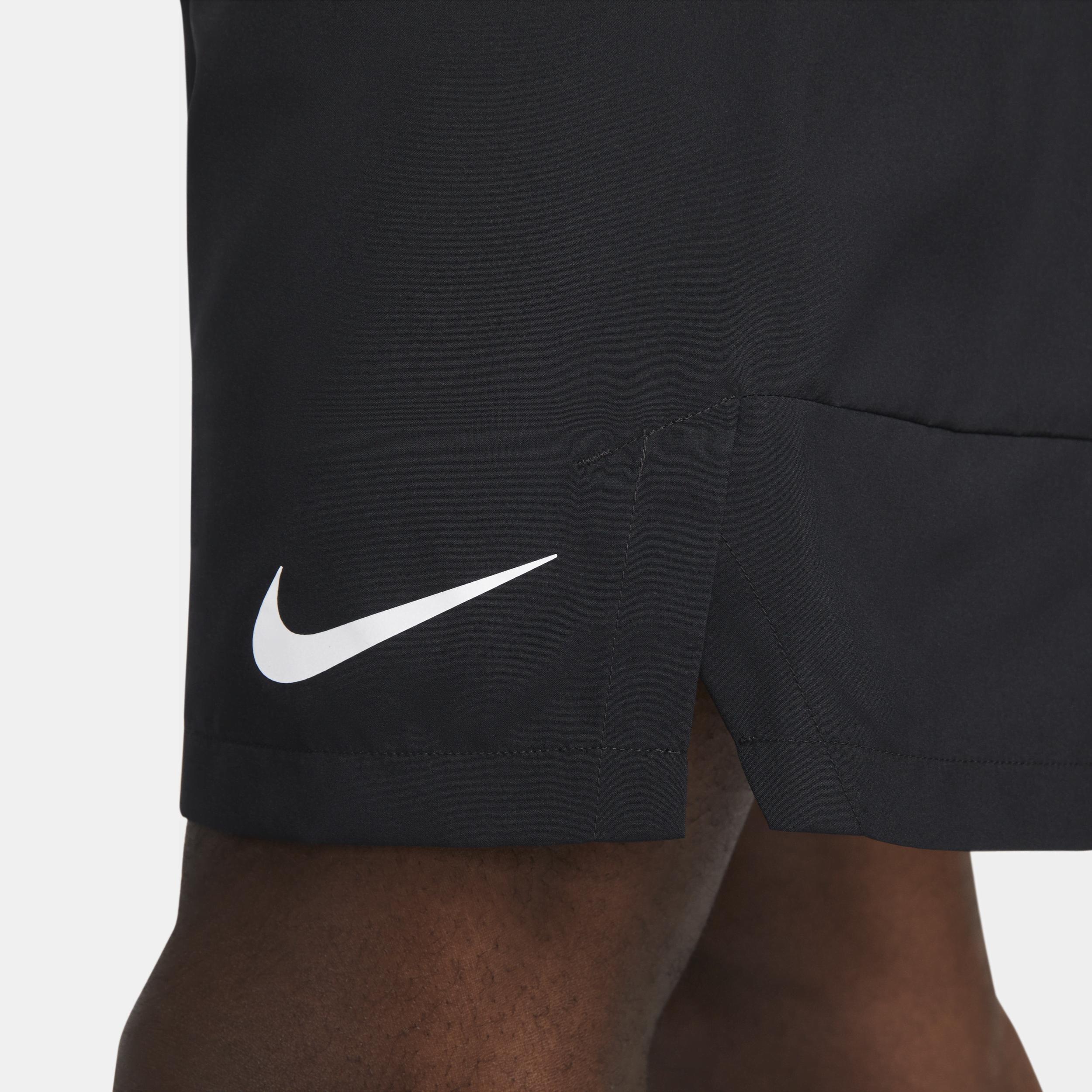 Nike Men's Dri-FIT 9" Woven Training Shorts Product Image