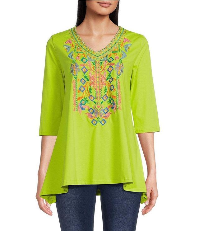 Calessa Sharkbite Embroidered V-Neck 3/4 Sleeve Tunic Product Image