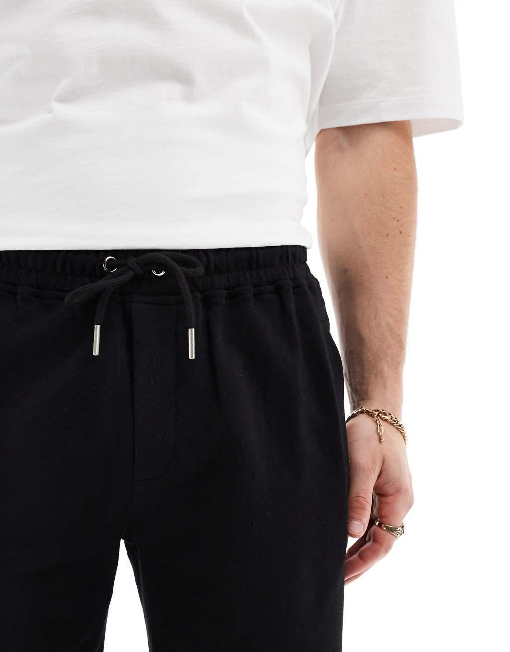 Sixth June lounge shorts in black Product Image