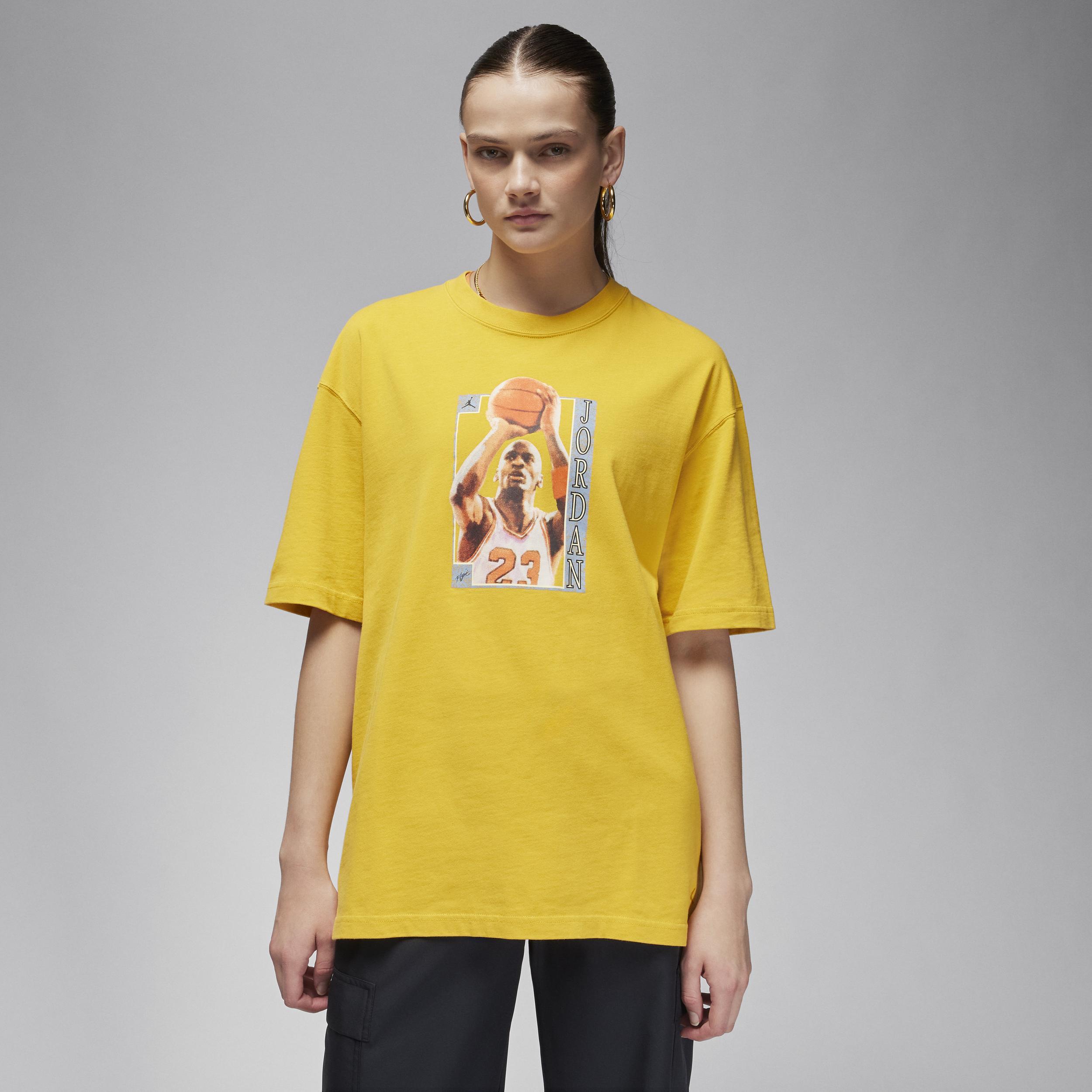 Jordan Women's Oversized Graphic T-Shirt Product Image