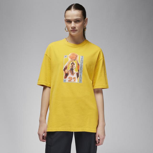 Jordan Women's Oversized Graphic T-Shirt Product Image