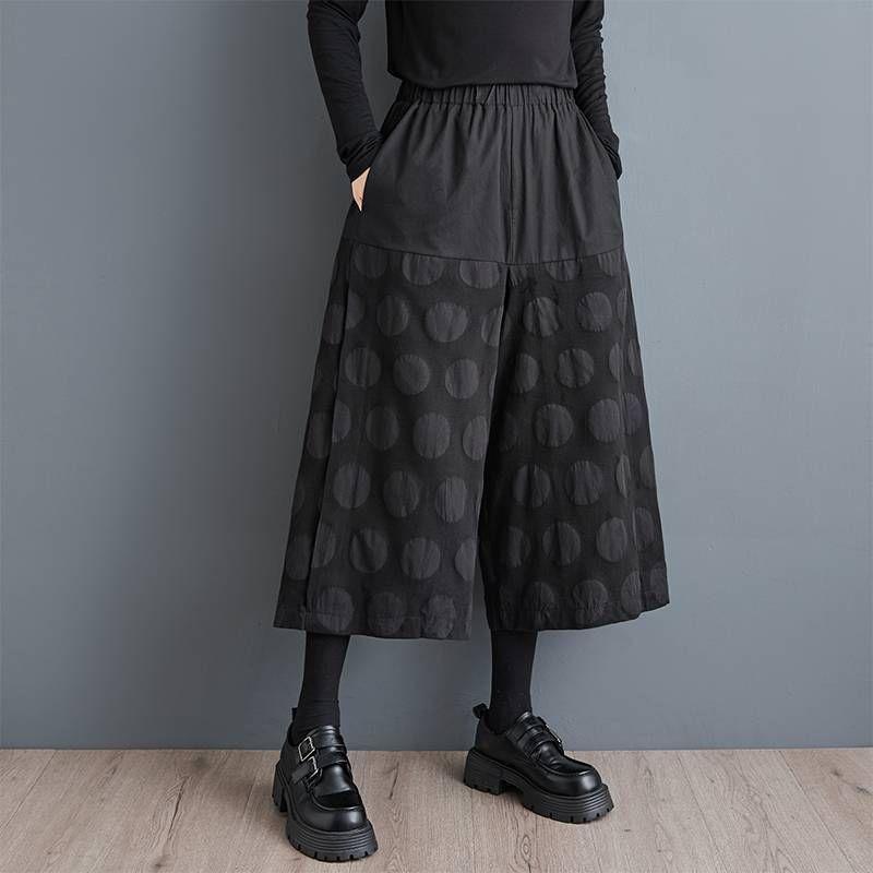 High Rise Dotted Capri Wide Leg Pants Product Image