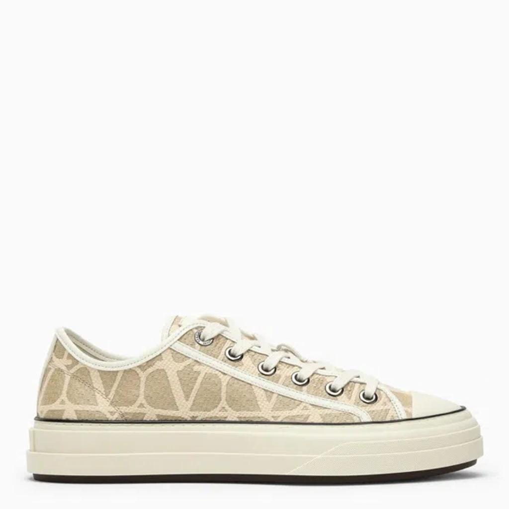 Womens Beige Vlogo-print Low-top Woven Trainers In Cream Product Image