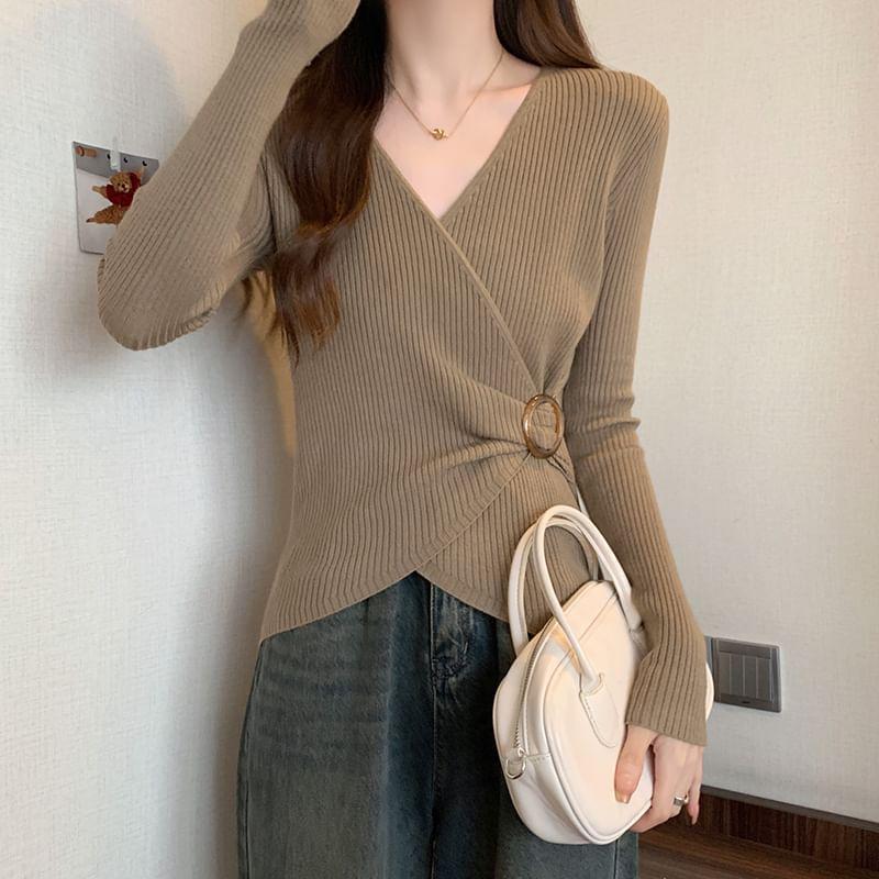 Long-Sleeve V-Neck Plain Asymmetrical Buckled Ribbed Knit Top Product Image