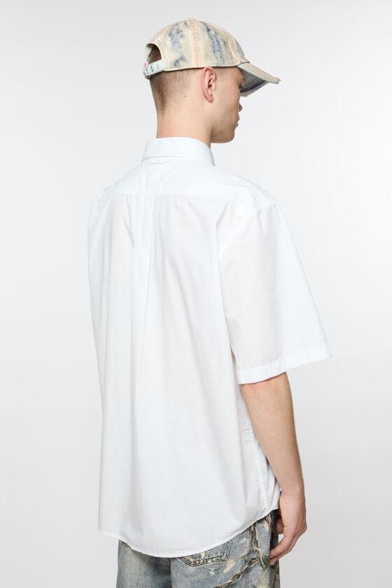 Short sleeve button-up shirt Product Image