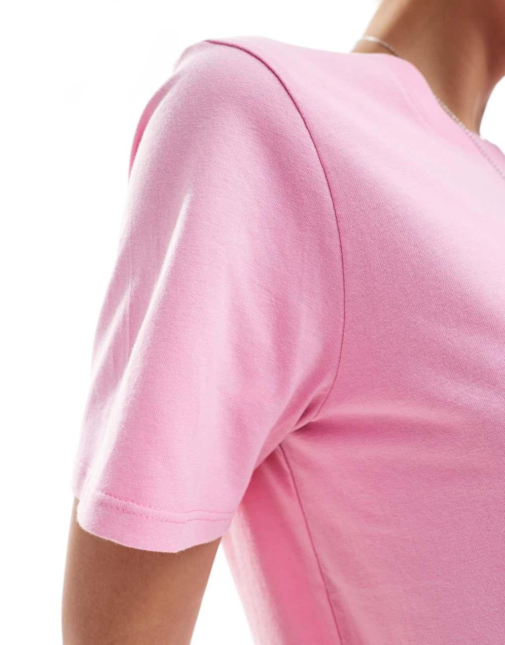 Monki short sleeve t-shirt in pink Product Image