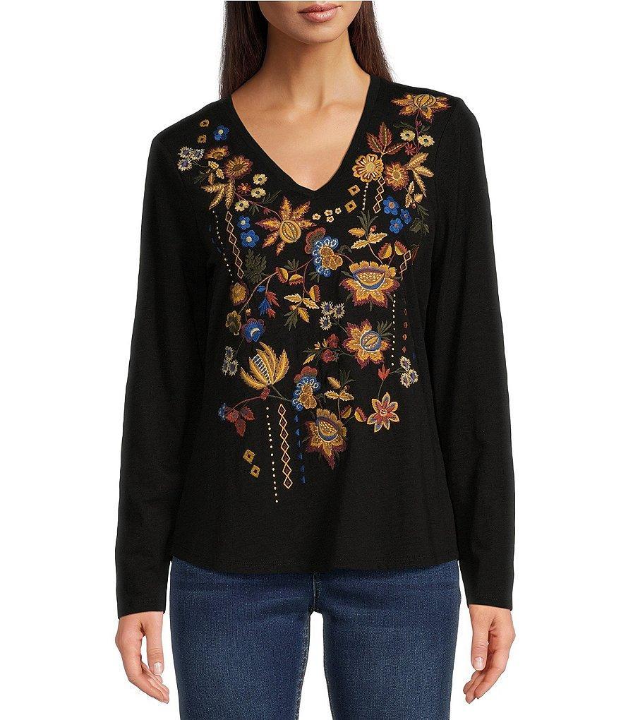 Reba Slub Jersey V-Neck Floral Embroidered Long Sleeve Shirttail Top Product Image