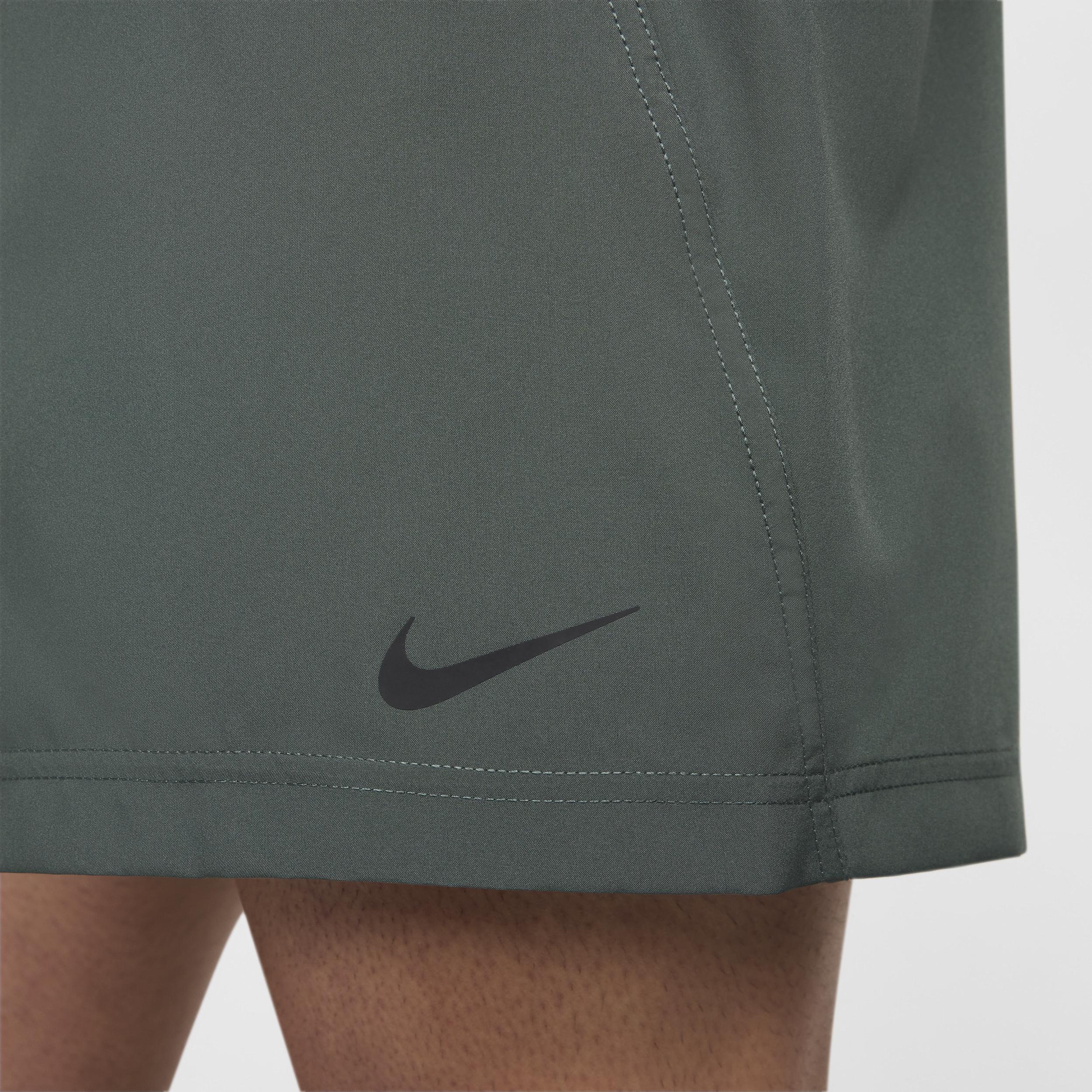 Nike Men's Form Dri-FIT 5" Unlined Versatile Shorts Product Image