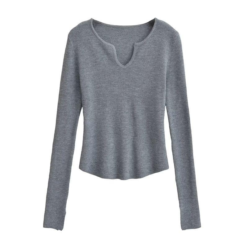 Long Sleeve Notch Neck Plain Crop Tee Product Image