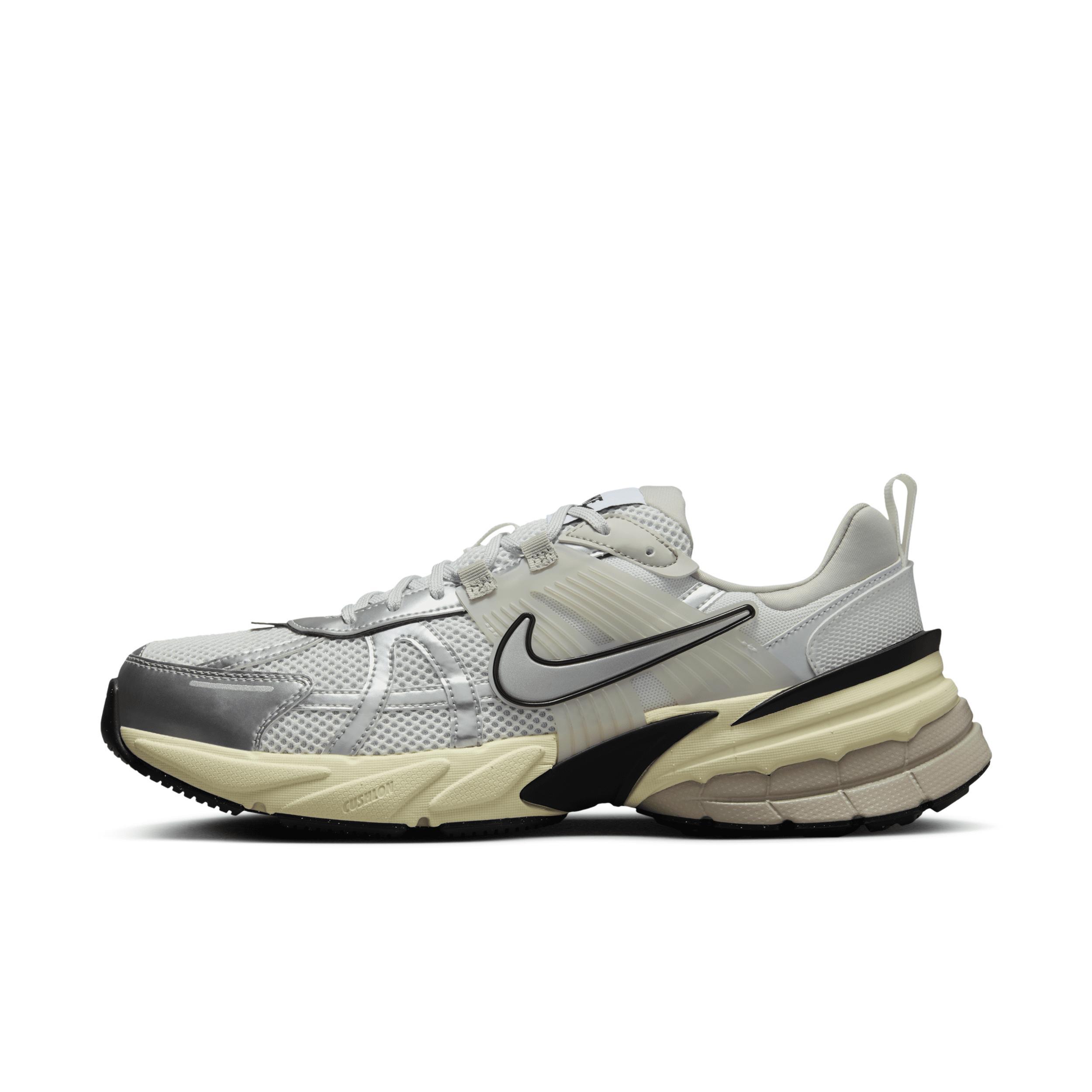 Nike Mens V2K Run Shoes Product Image