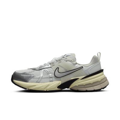 Nike Men's V2K Run Shoes Product Image