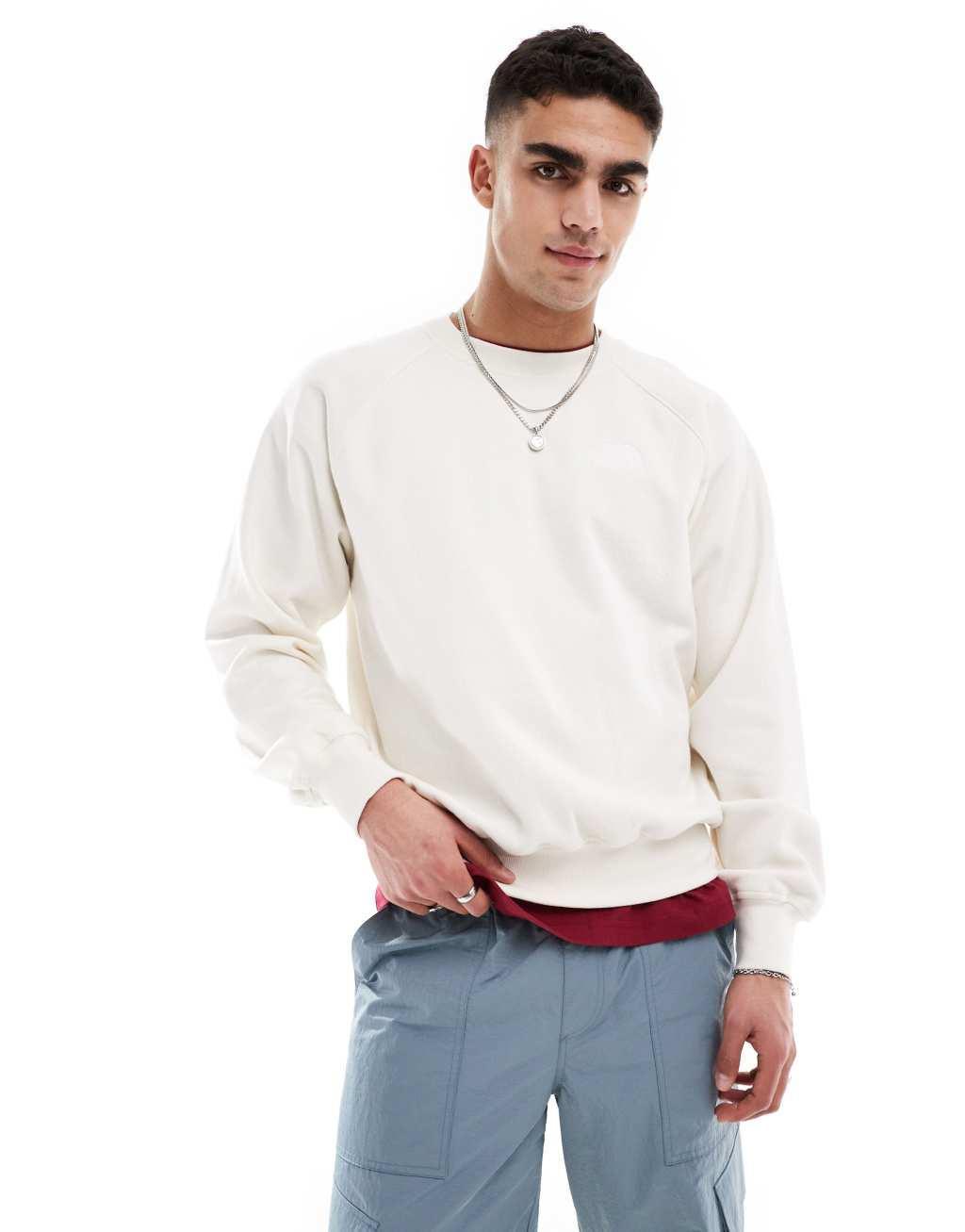 The North Face Evolution crew neck sweatshirt in white dune Product Image