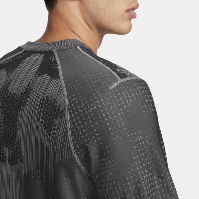 Nike Men's A.P.S. Dri-FIT ADV Short-Sleeve Versatile Top Product Image