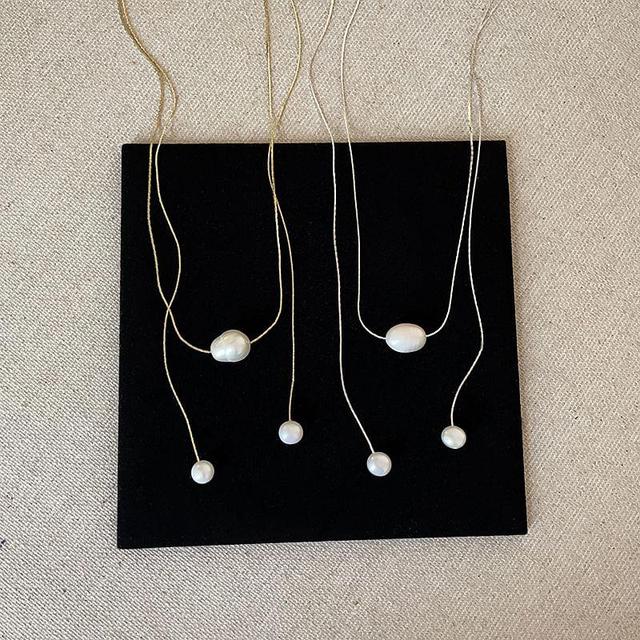 Faux Pearl Necklace Product Image