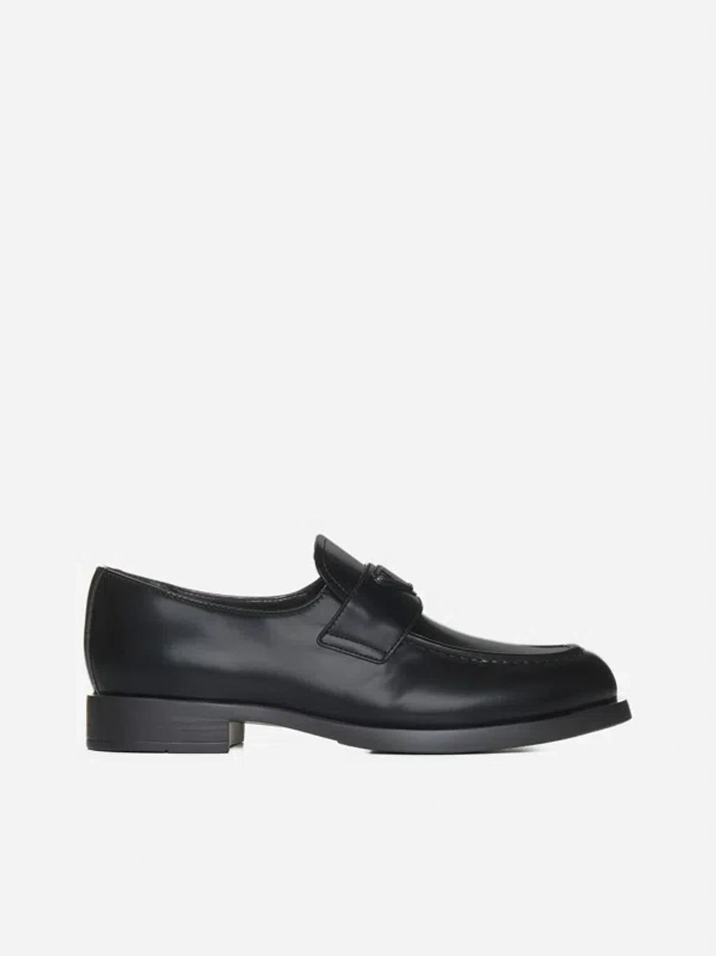 Logo-plaque Leather Loafers In Black Product Image