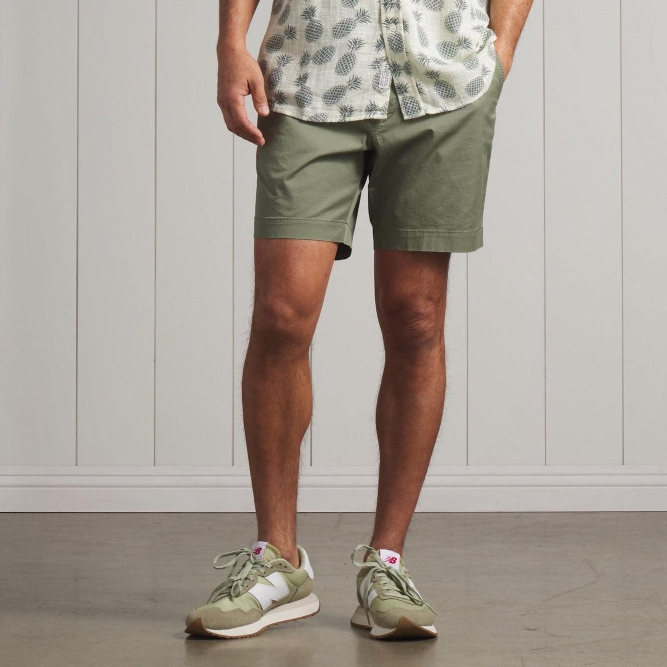 Thompson Flex Stretch Shorts 7"- Olivine Product Image