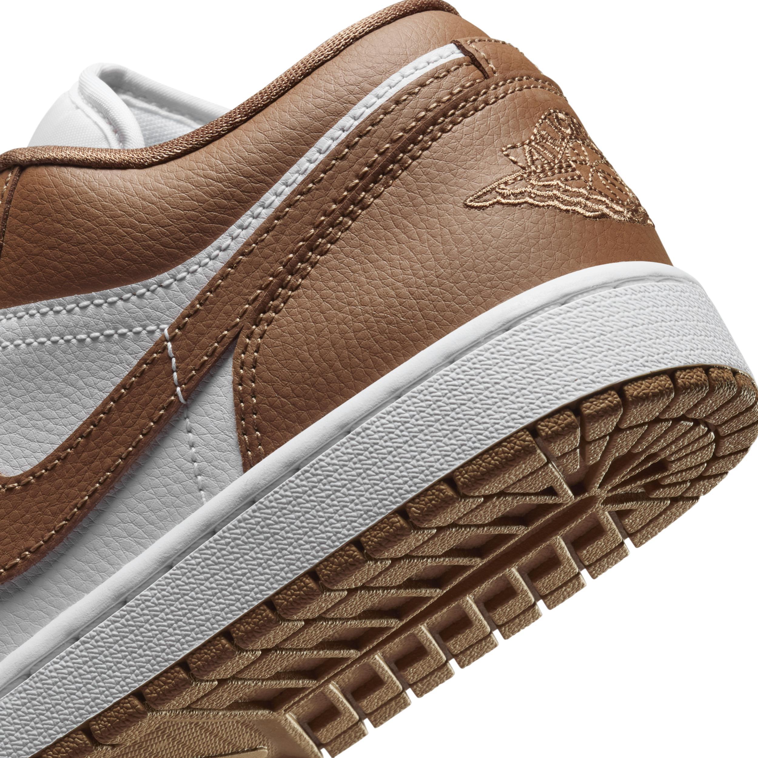 Women's Air Jordan 1 Low Shoes Product Image