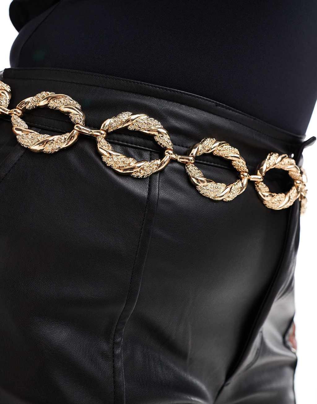 ASOS DESIGN curved chunky textured chain link in gold Product Image