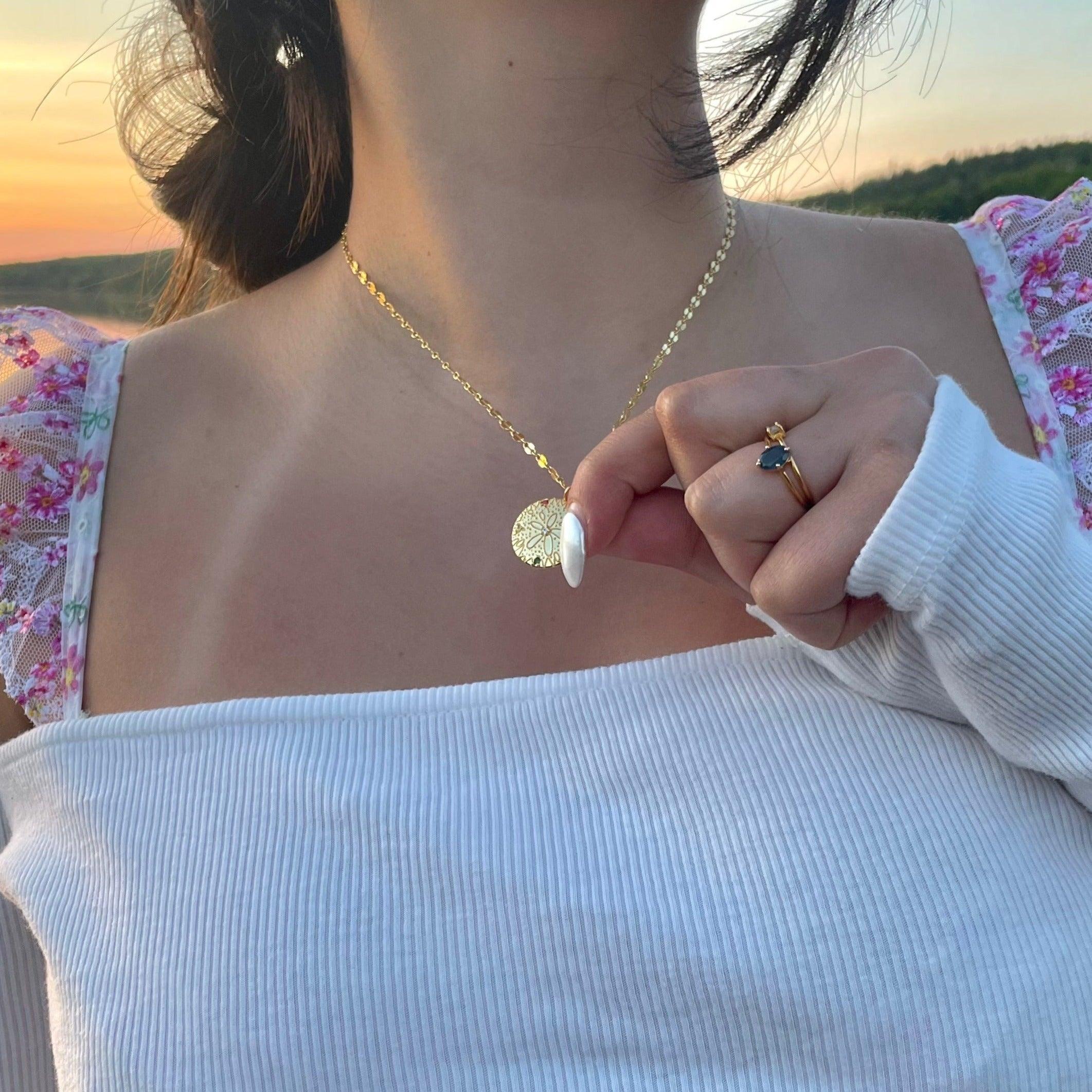 Sand Dollar Necklace Product Image