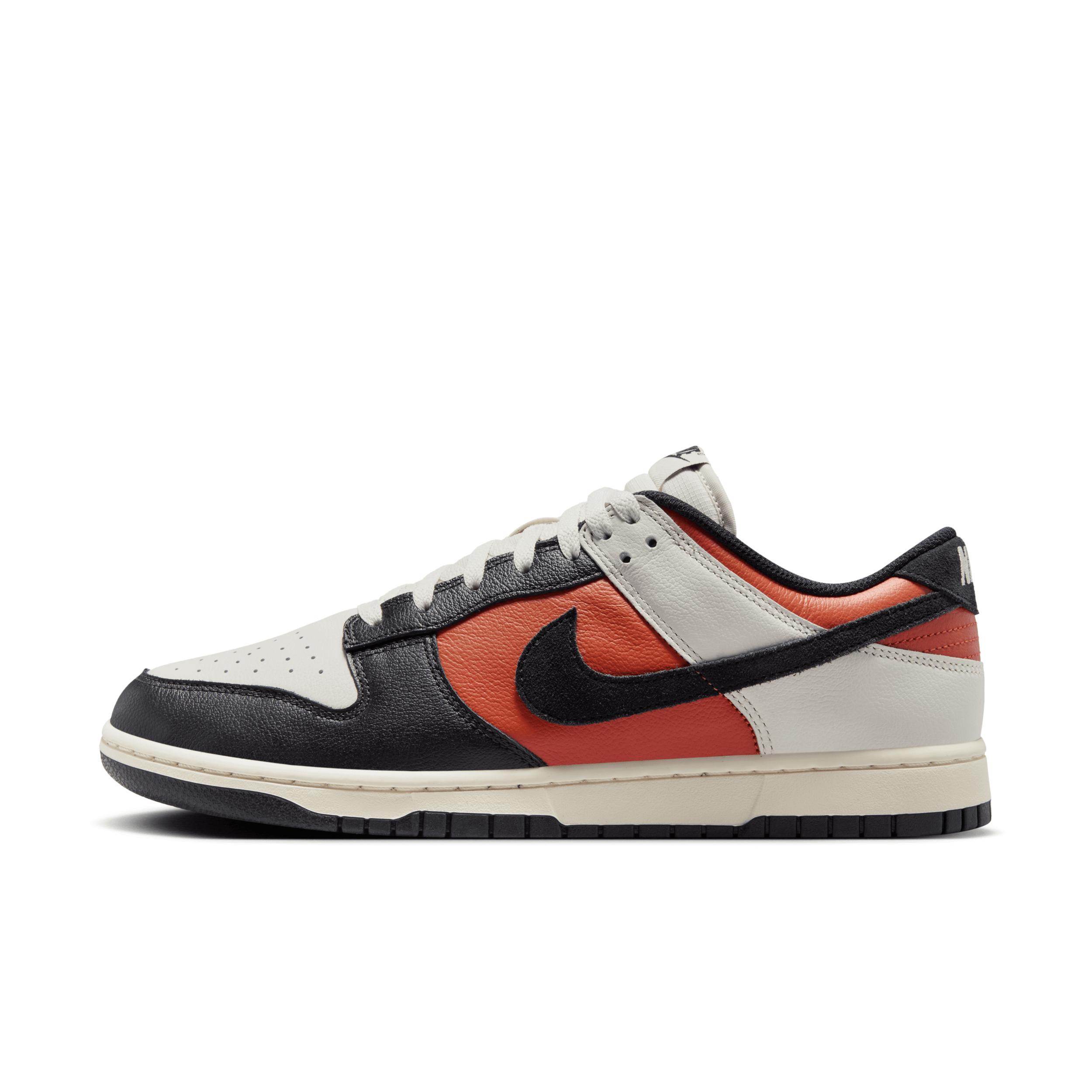 Nike Men's Dunk Low Retro SE Leather/Suede Shoes Product Image