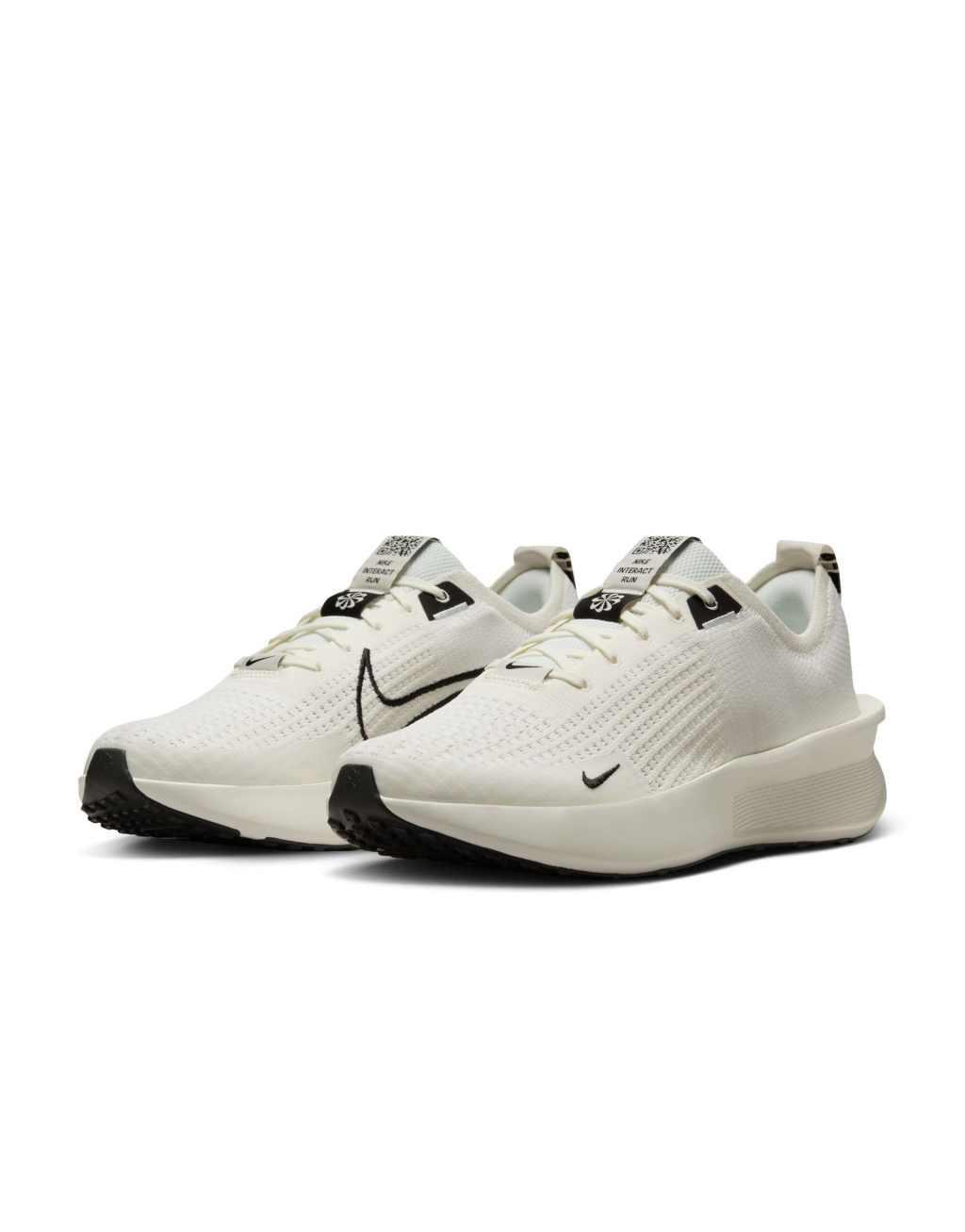 Nike Running Interact Run SE sneakers in off white Product Image