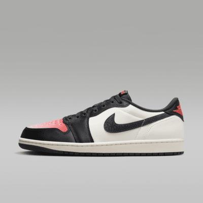 Mens Air Jordan 1 Retro Low Paris Saint-Germain Shoes Product Image