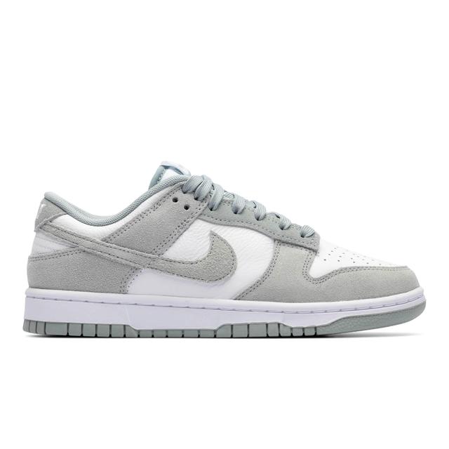 NIKE DUNK LOW RETRO SE Male Product Image