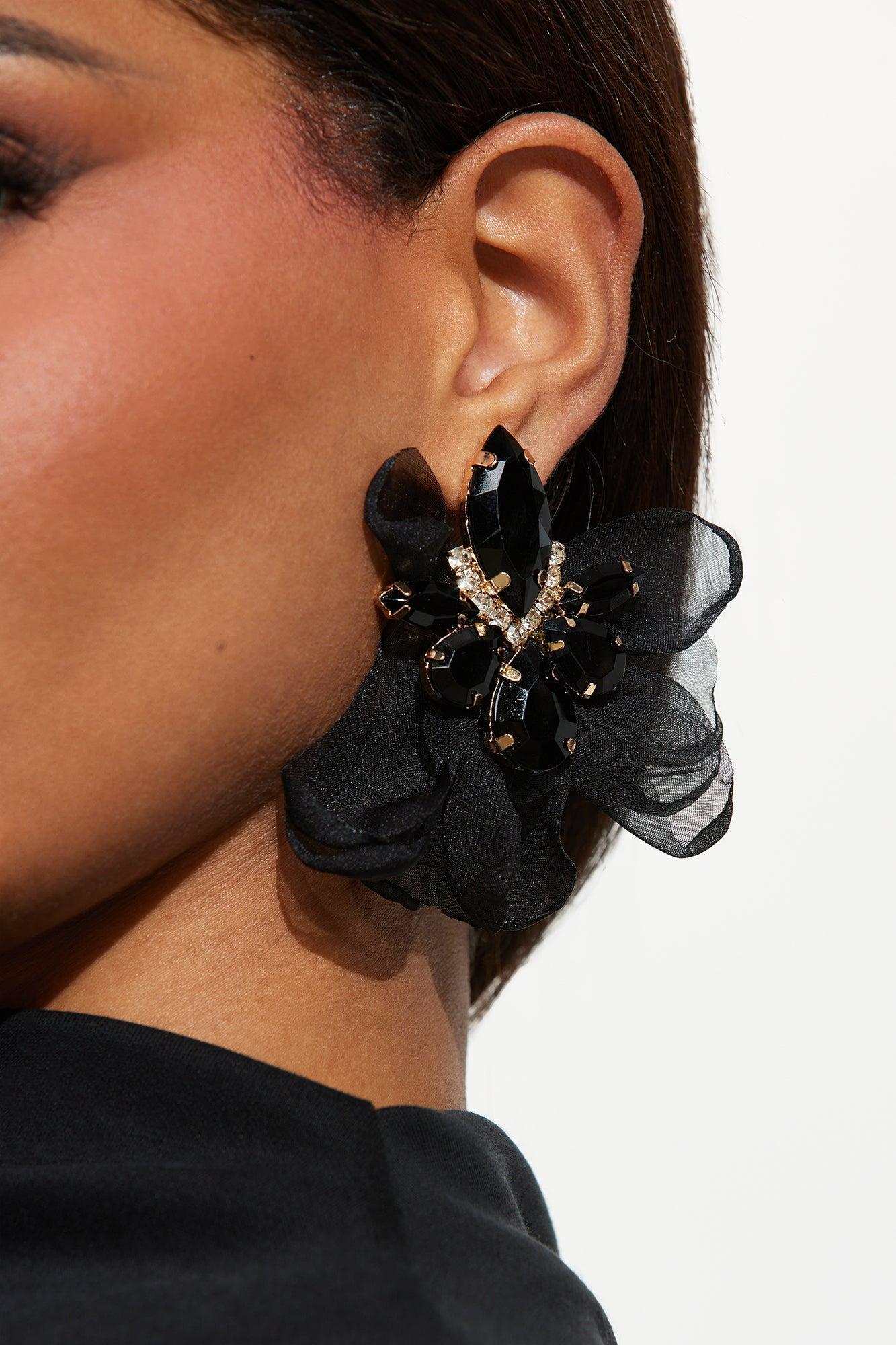 Rose Of Fortune Earrings - Black Product Image