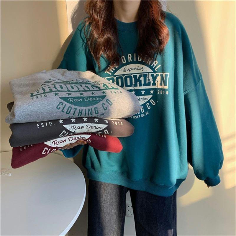 Round Neck Lettering Oversized Pullover Product Image