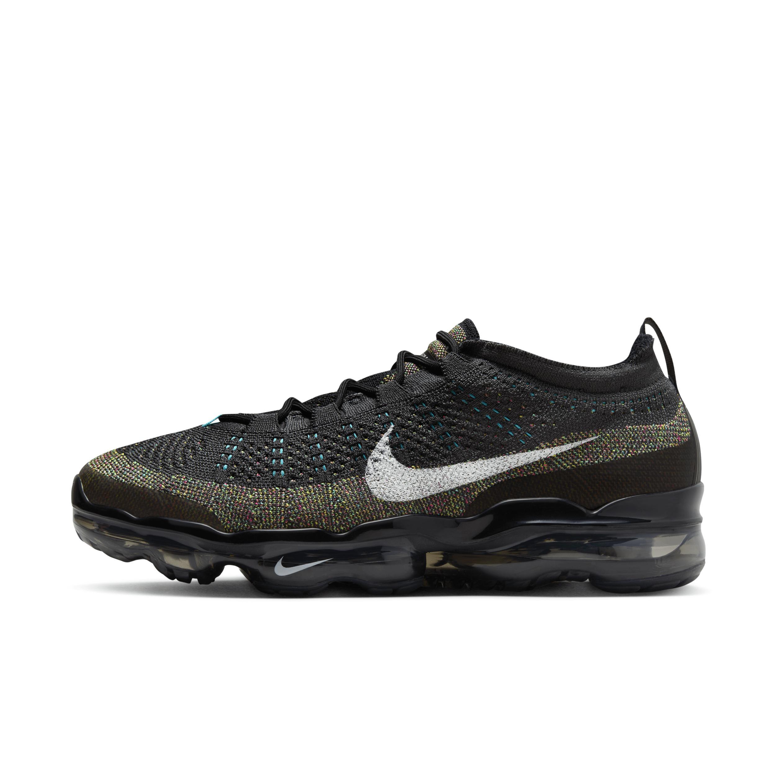 Nike Mens Air VaporMax 2023 Flyknit Shoes Product Image