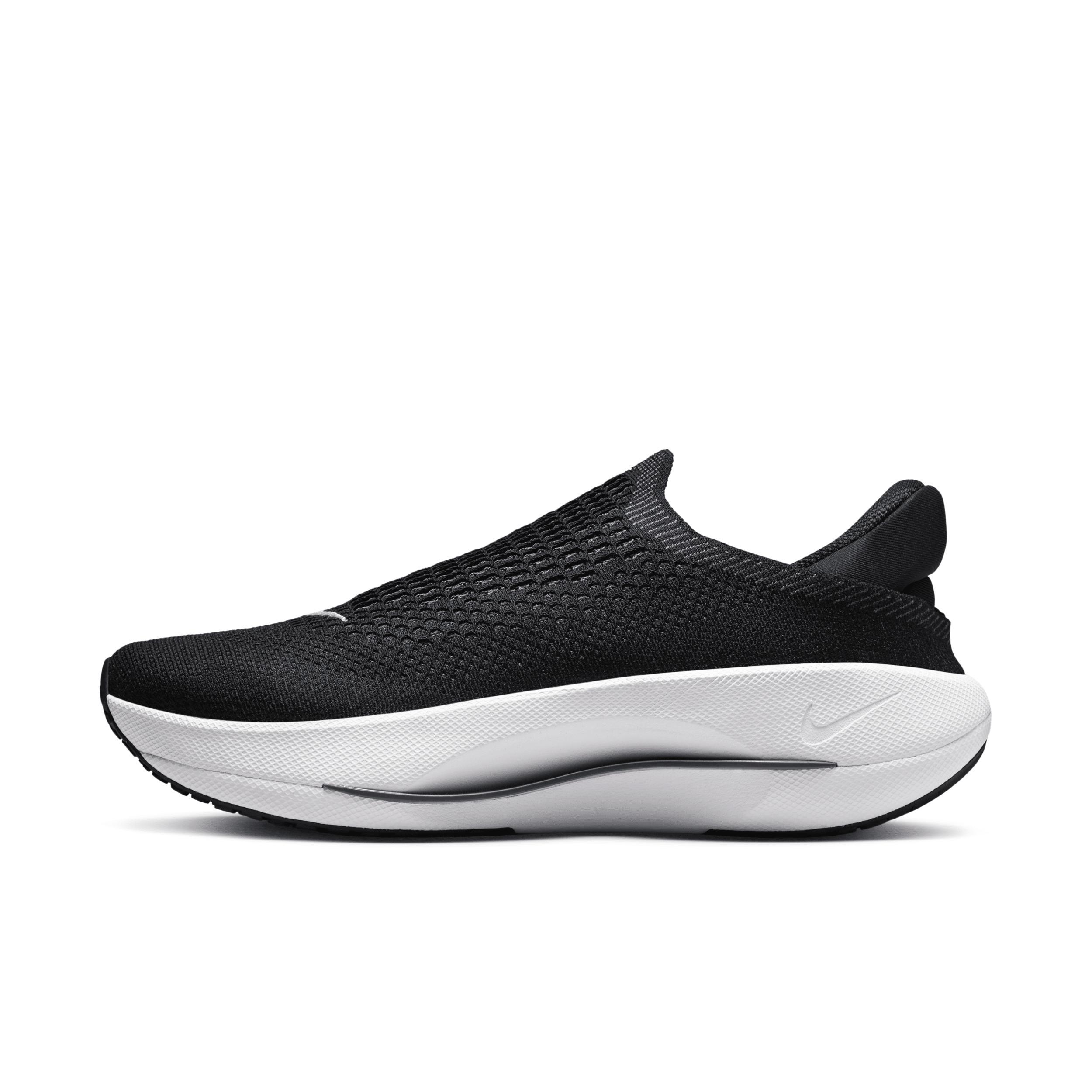 Nike Womens Reina EasyOn Shoes Product Image